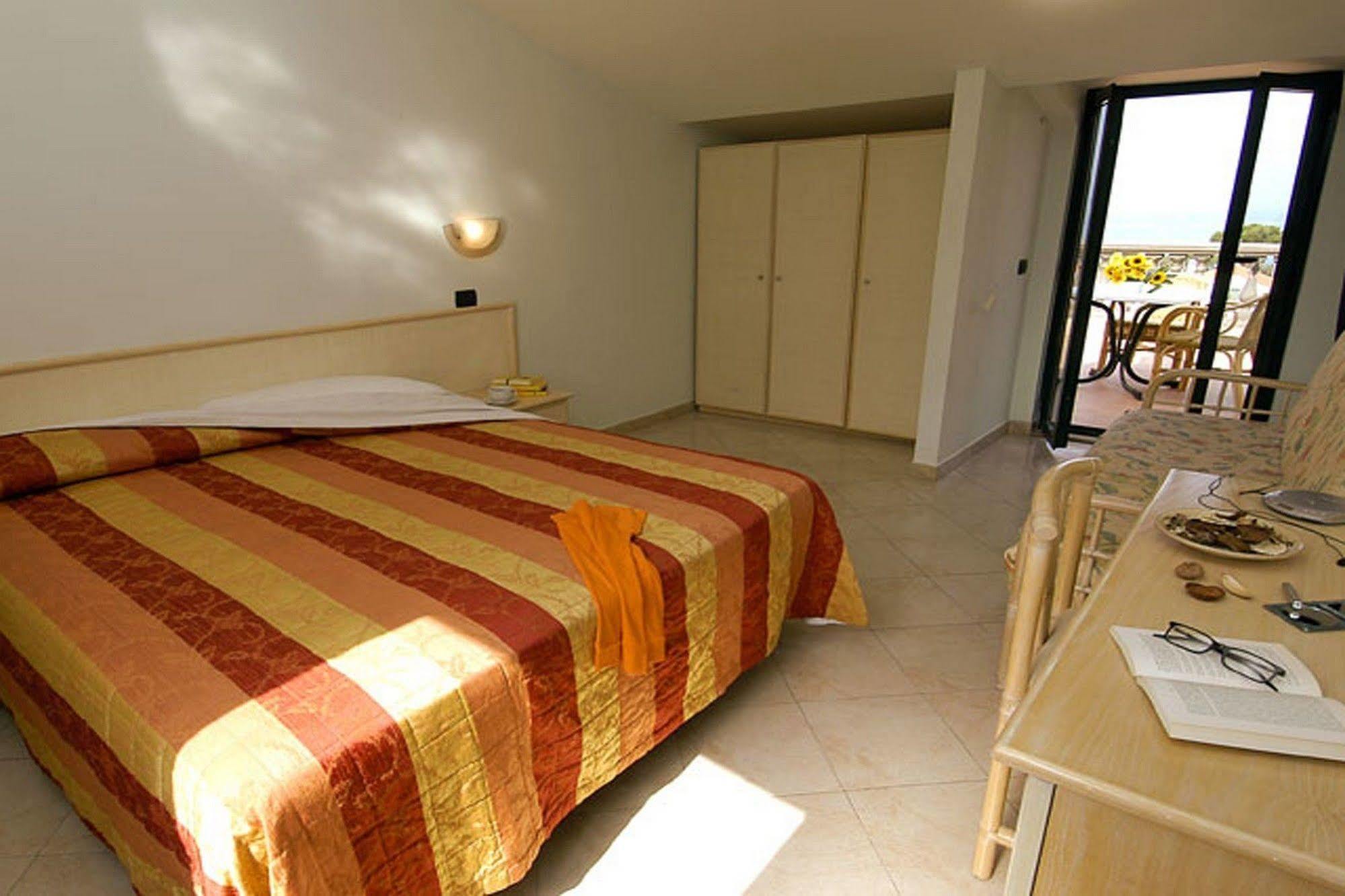 Hotel Eden Sorrento Luaran gambar